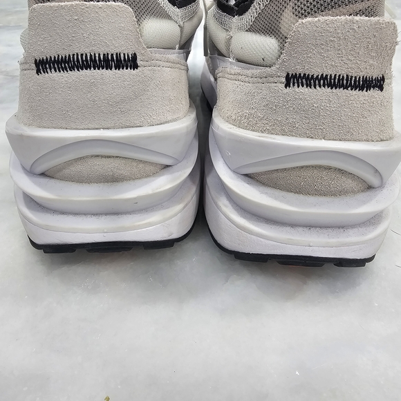 Men's Nike Waffle One's - Picture 6 of 8